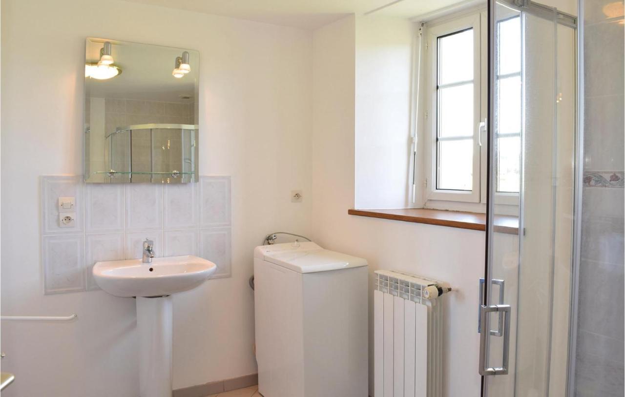 Gorgeous Apartment In Ponts With Wifi Exterior foto